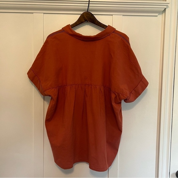 Denver Hayes Women's Size Large Rust Collared tee - Picture 8 of 9